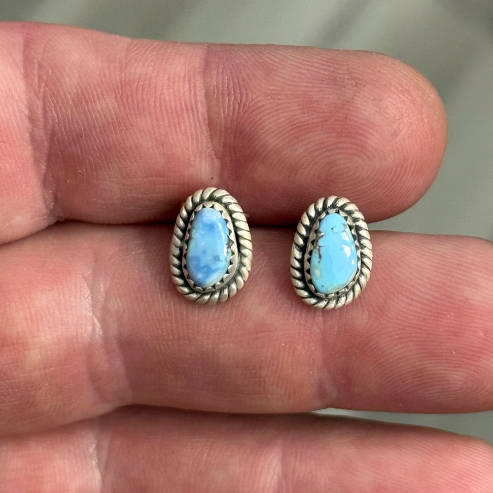 STERLING SILVER NATIVE SOUTHWEST GOLDEN HILLS TURQUOISE BRAIDED STUDS .925